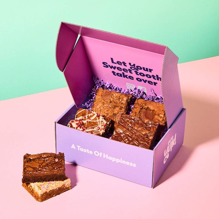 Custom Brownie & Cake Boxes | Cake Boxes for Bakery & Cake Shop